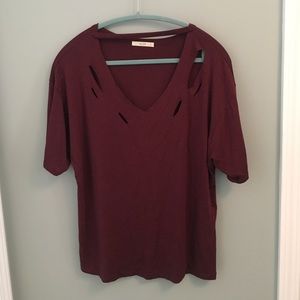 Le Lis distressed v neck